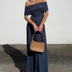 FIELD OF DREAMS DRESS IN NAVY LIONESS